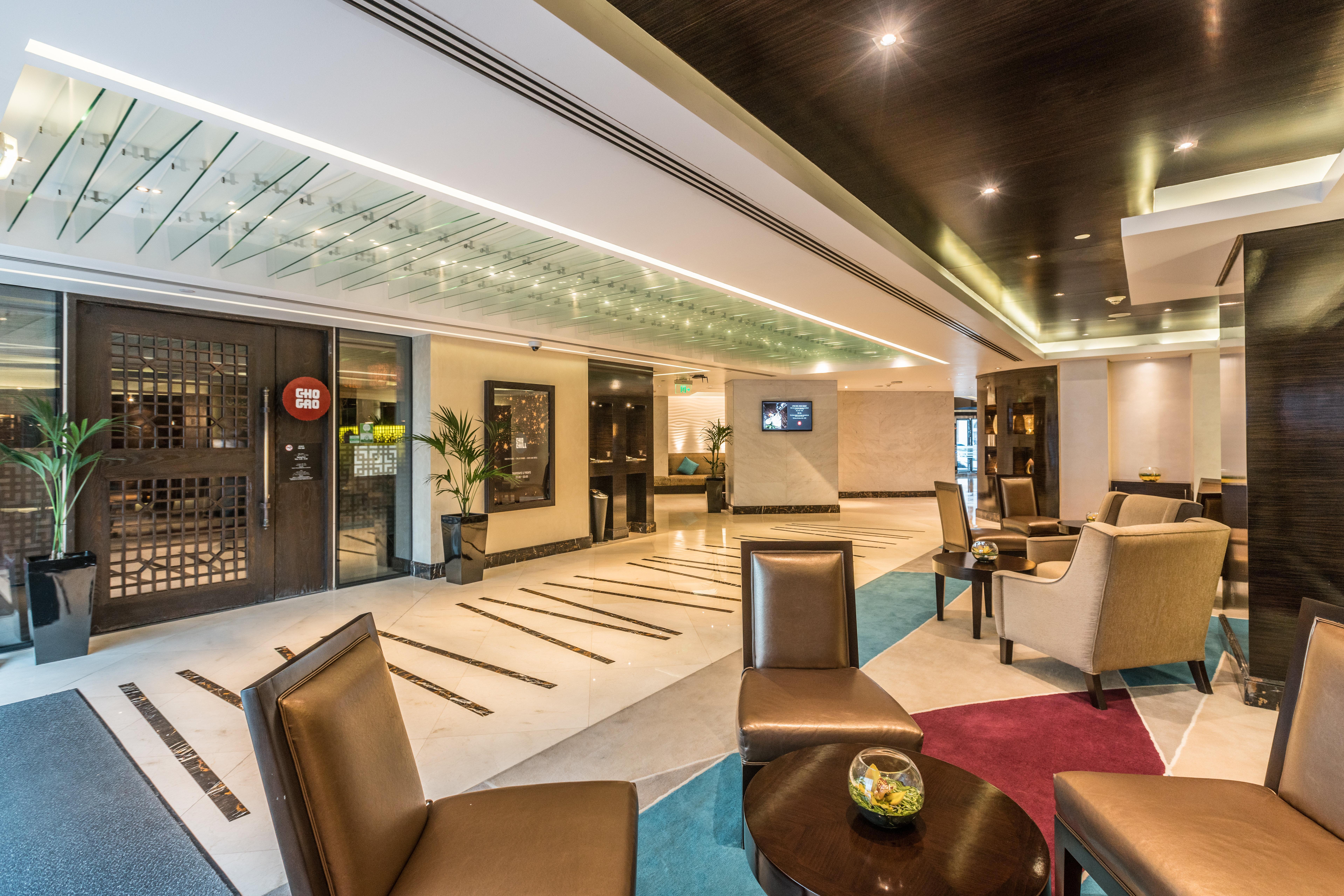 Новые отели в абу даби. Crowne Plaza 5 Абу Даби. Crowne Plaza Abu Dhabi 5*, ОАЭ, Абу-Даби. Millennium Plaza Downtown Hotel 5. Crowne Plaza Abu Dhabi, an IHG Hotel.